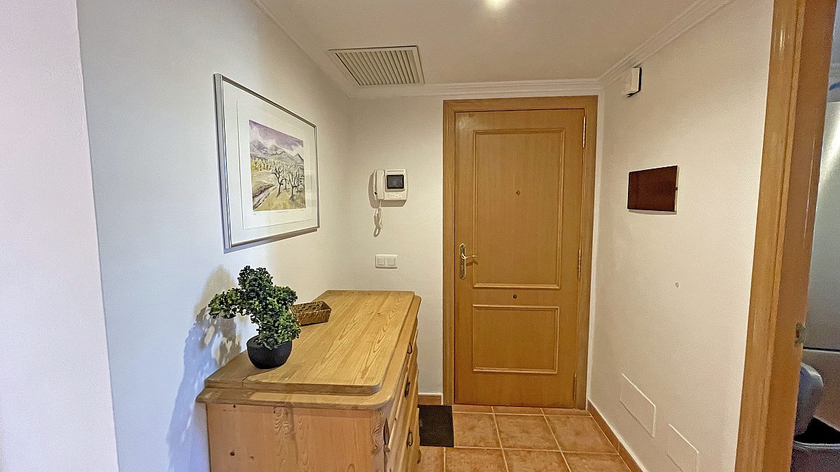 Luminoso y amplio apartamento en ubicación privilegiada en Talamanca - 4