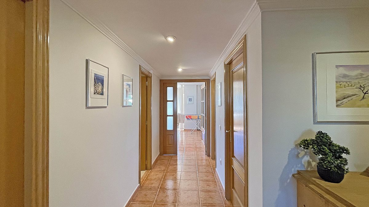 Luminoso y amplio apartamento en ubicación privilegiada en Talamanca - 5