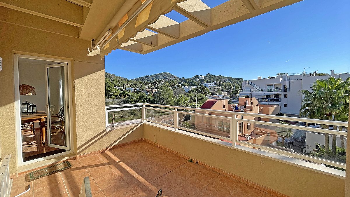 Luminoso y amplio apartamento en ubicación privilegiada en Talamanca - 2
