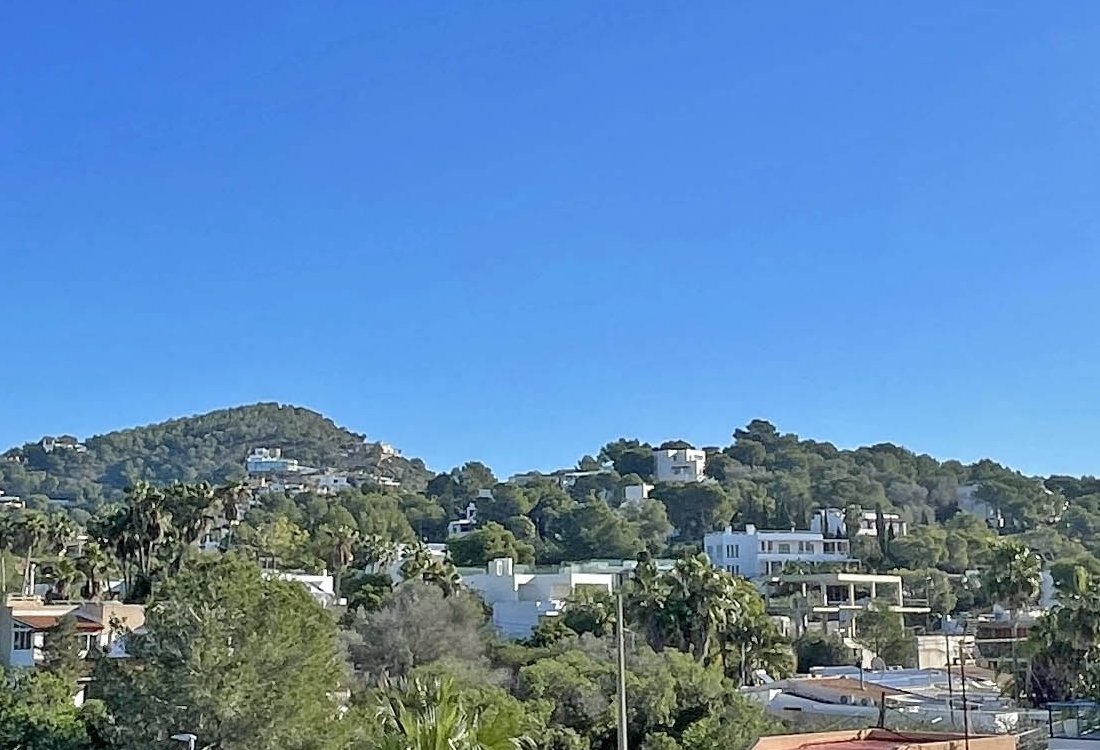 Luminoso y amplio apartamento en ubicación privilegiada en Talamanca - 1