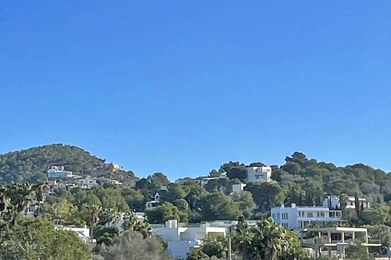 Luminoso y amplio apartamento en ubicación privilegiada en Talamanca - 1