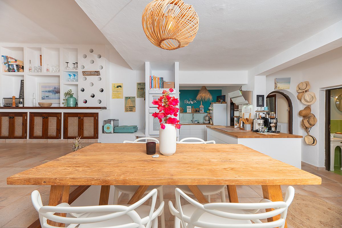 Traditional villa in sought-after location - 12