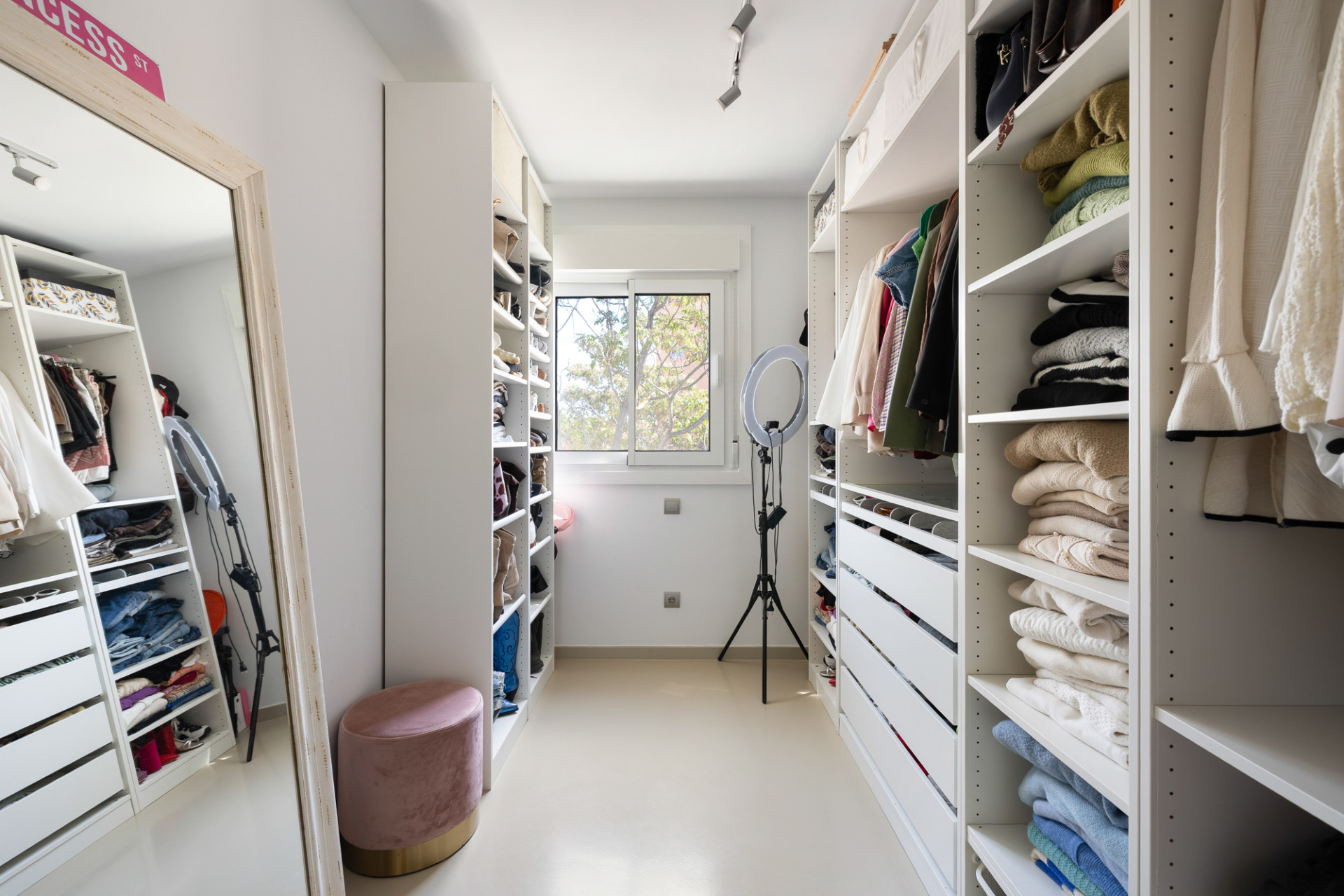 Apartamento refinado con acabados de calidad - 13