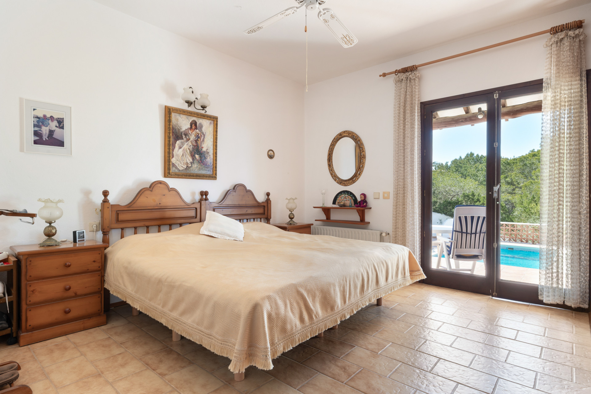 Propiedad con vistas abiertas al mar y gran potencial - 17