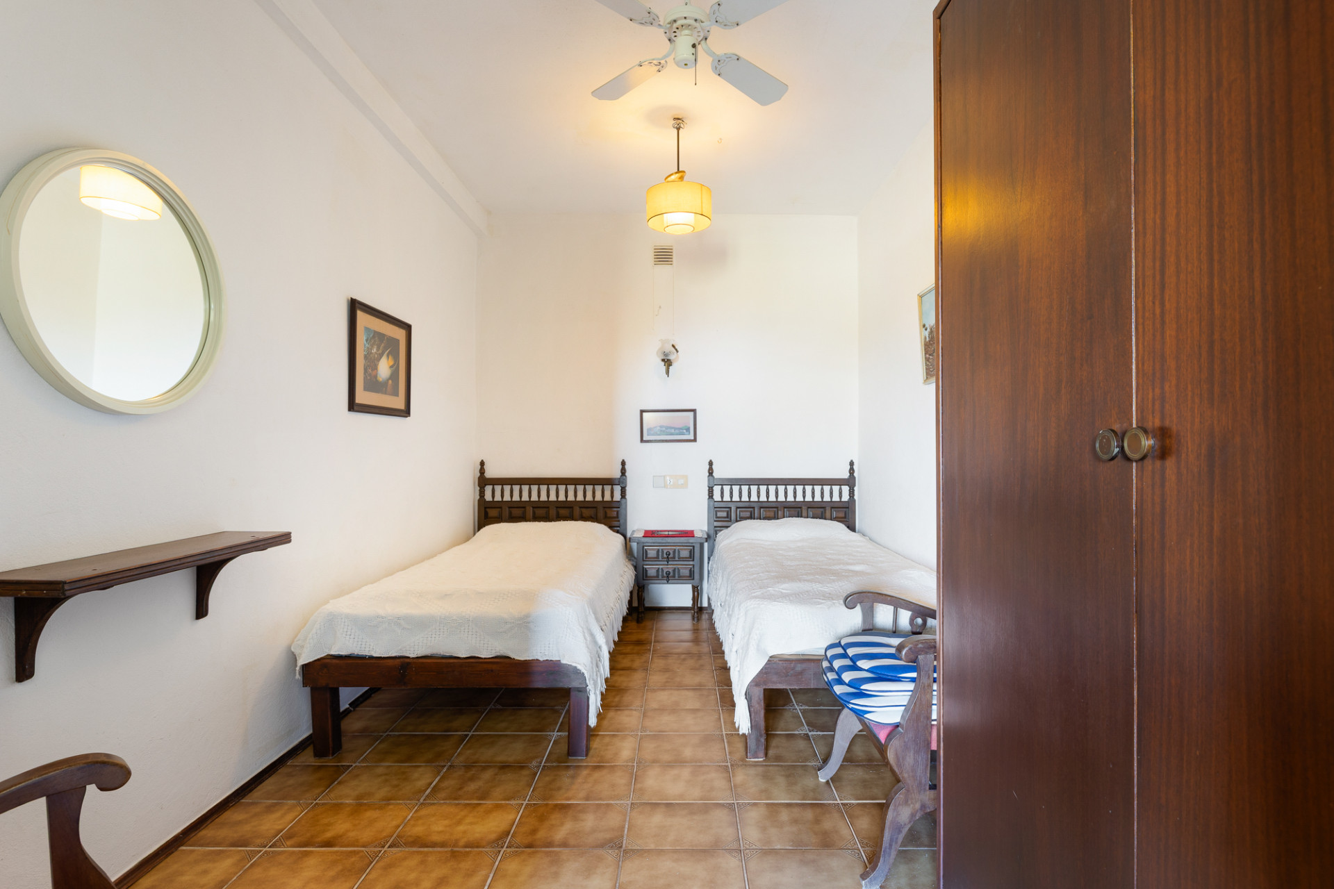 Propiedad con vistas abiertas al mar y gran potencial - 19