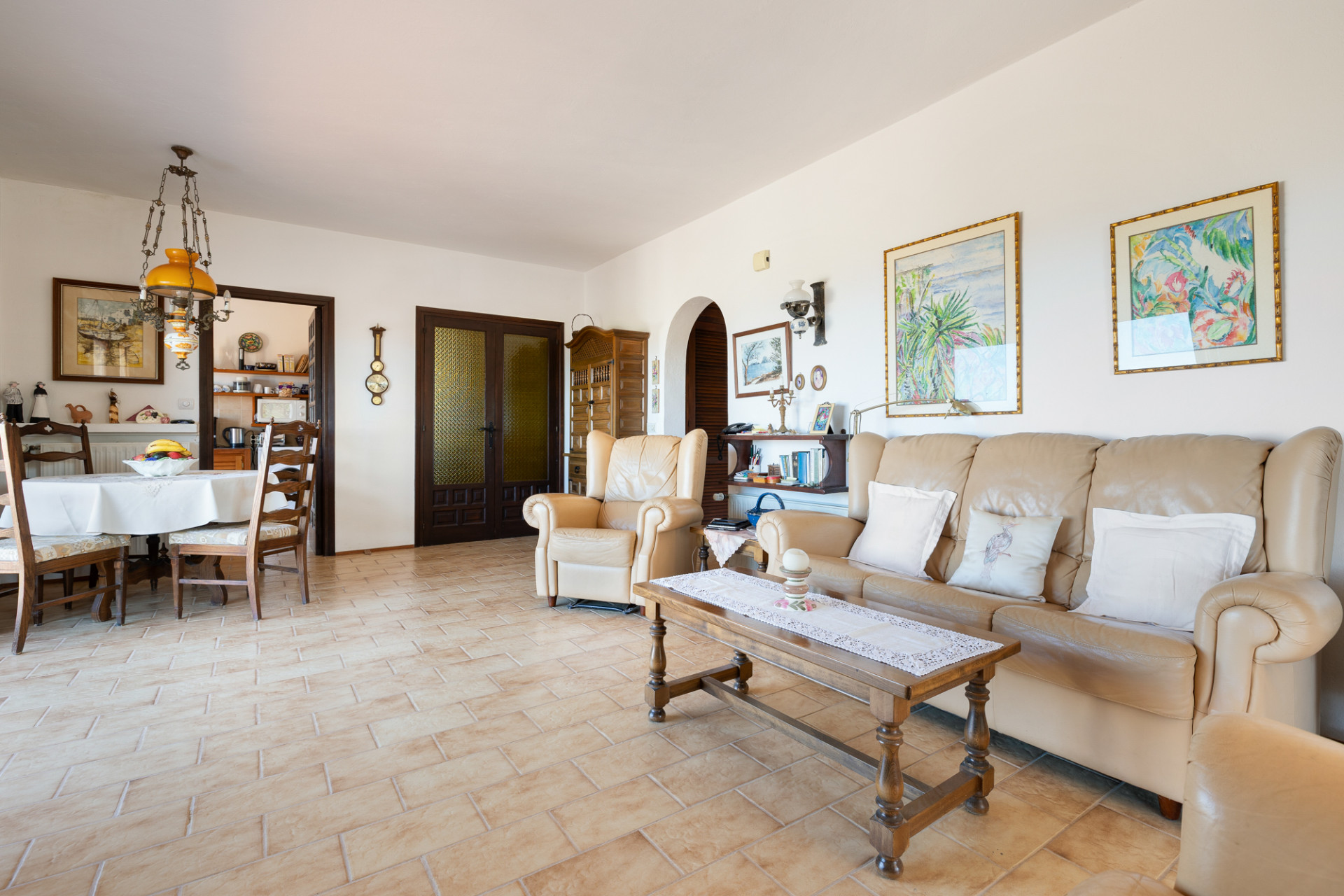 Propiedad con vistas abiertas al mar y gran potencial - 15