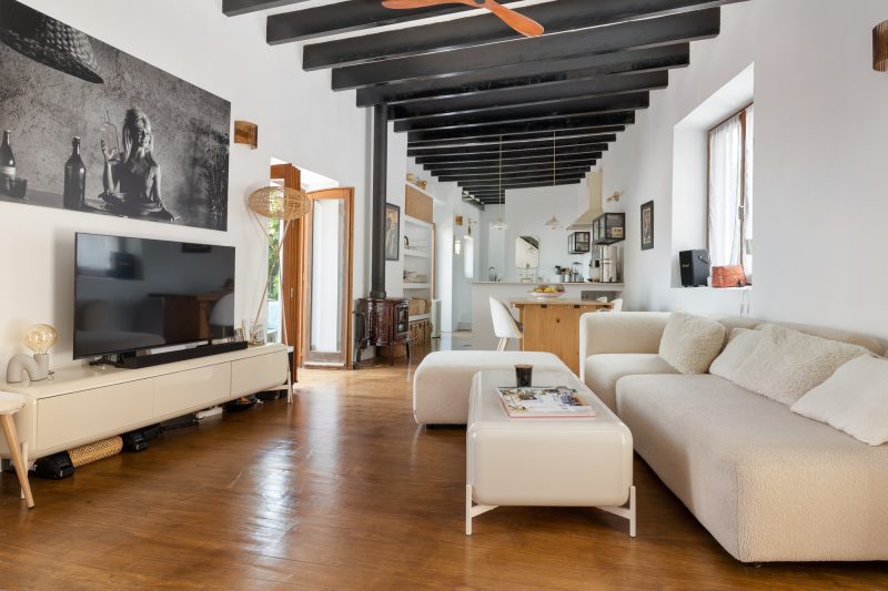 Neu renoviertes Triplex mit zwei privaten Eingängen - 4