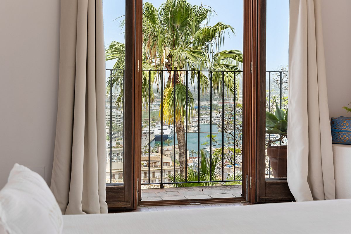 Neu renoviertes Triplex mit zwei privaten Eingängen - 11
