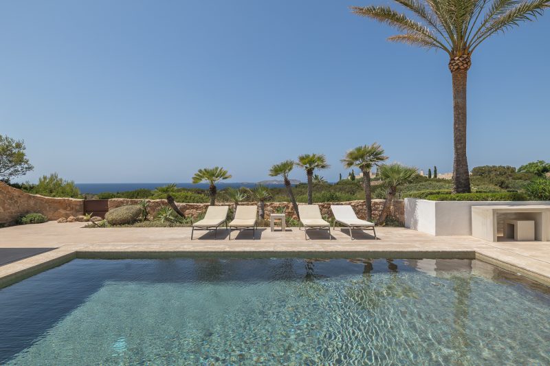 Contemporary villa with sea and sunset views - 1