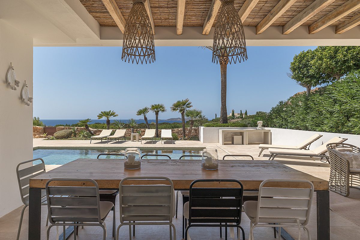 Contemporary villa with sea and sunset views - 8