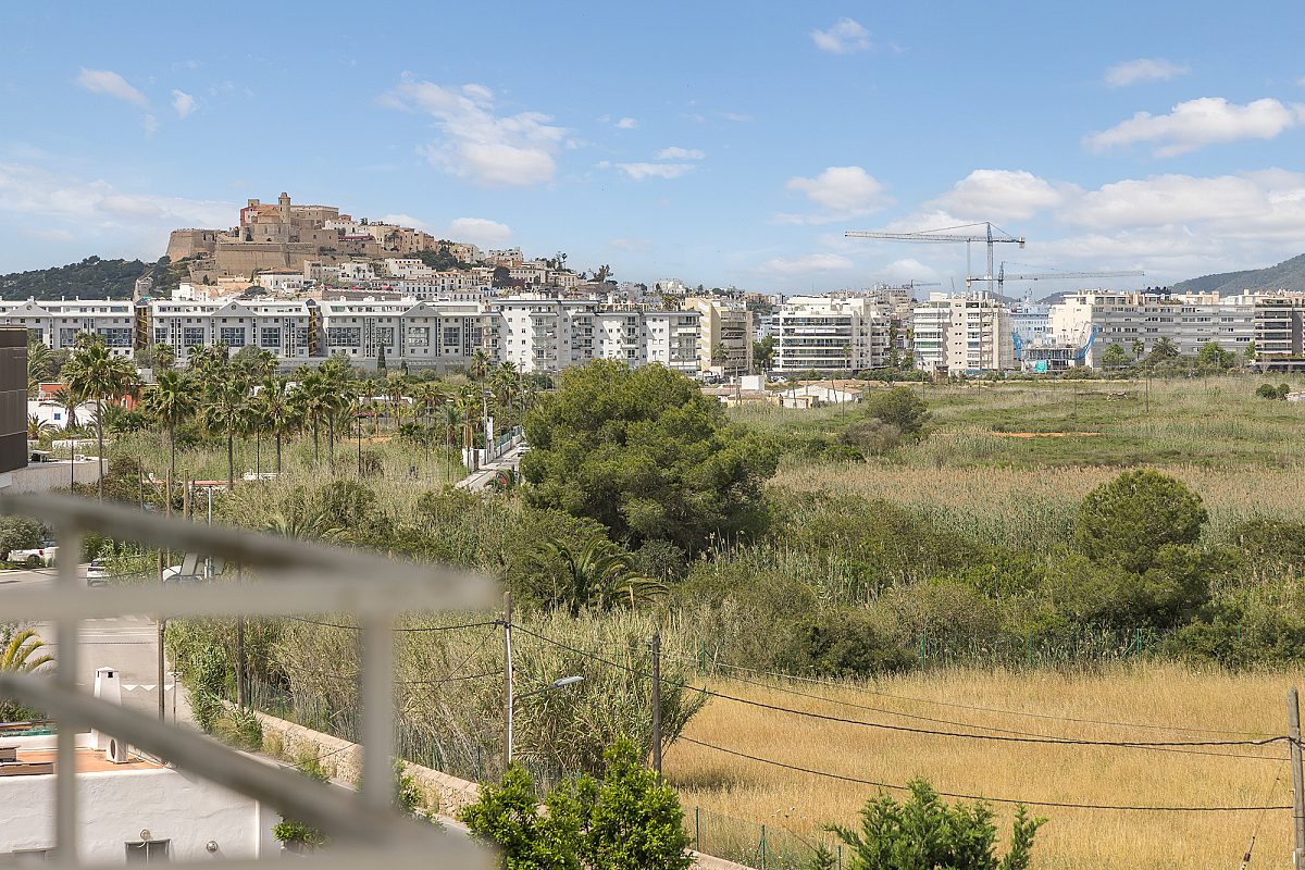 Wohnung mit atemberaubender Dachterrasse und Panoramablick - 20