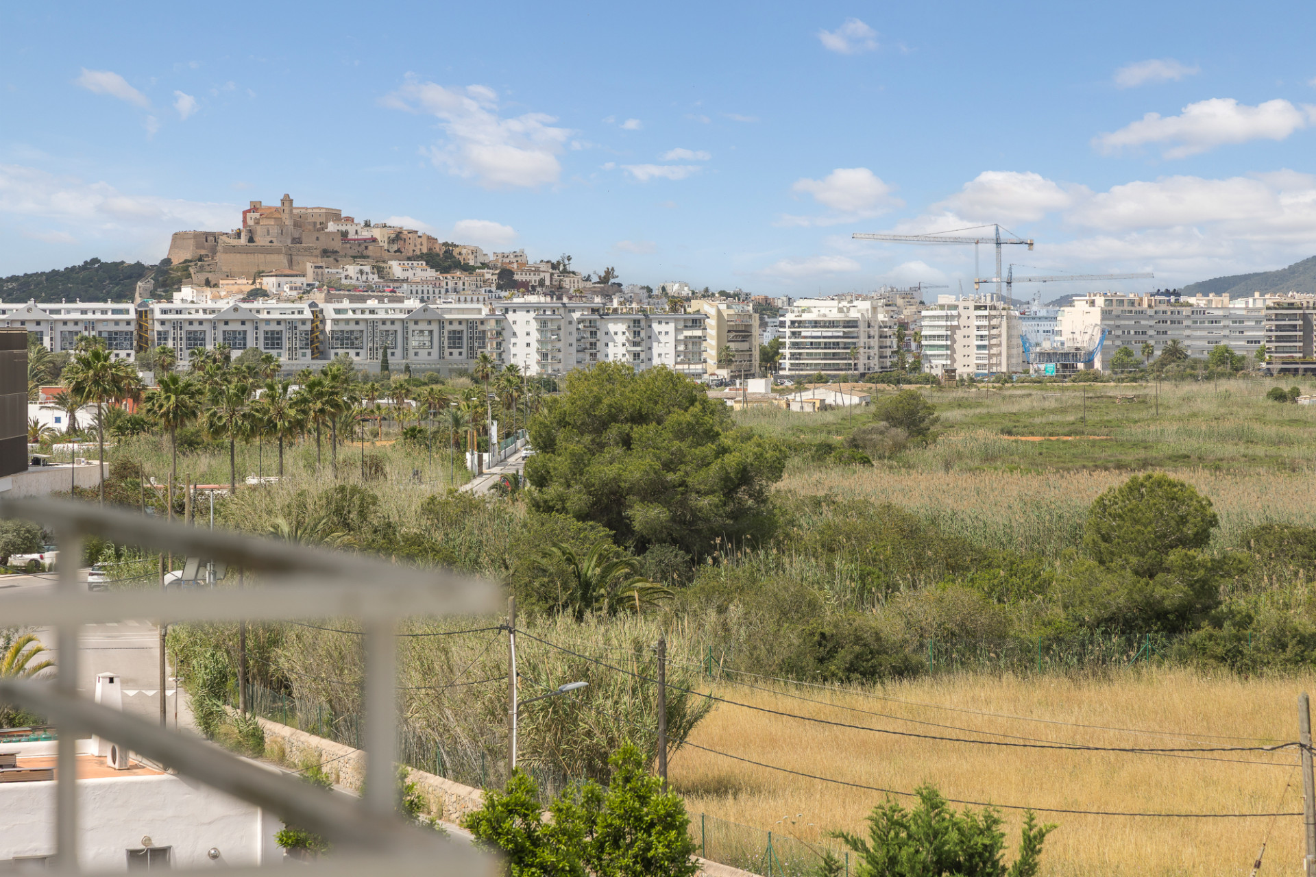Apartment with stunning rooftop terrace and panoramic views - 20