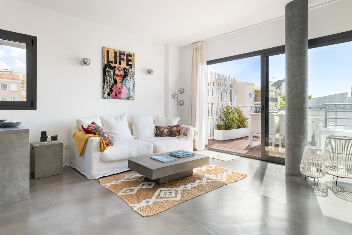 Apartment with stunning rooftop terrace and panoramic views - 3