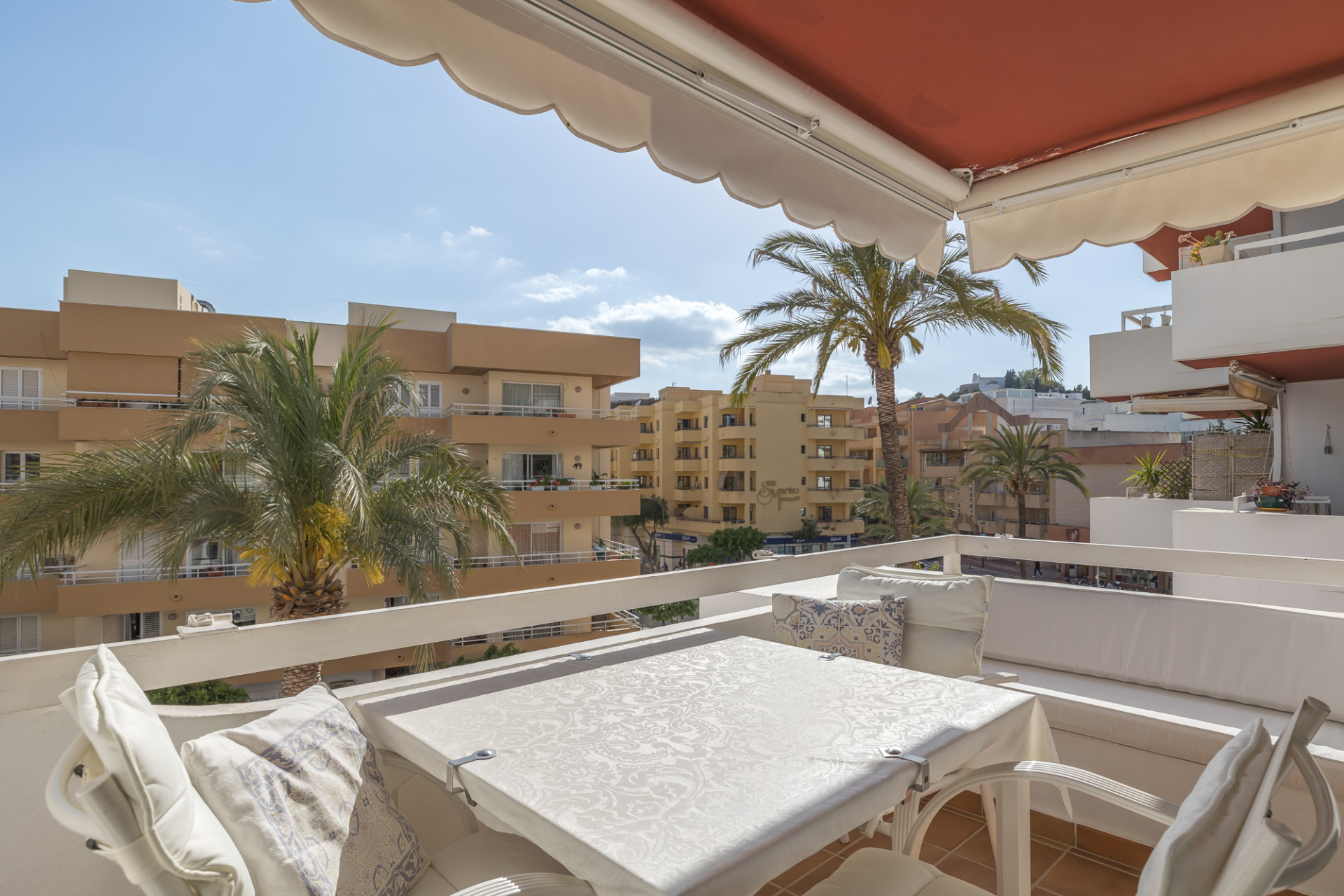 Apartamento en primera línea en una ubicación privilegiada - 12