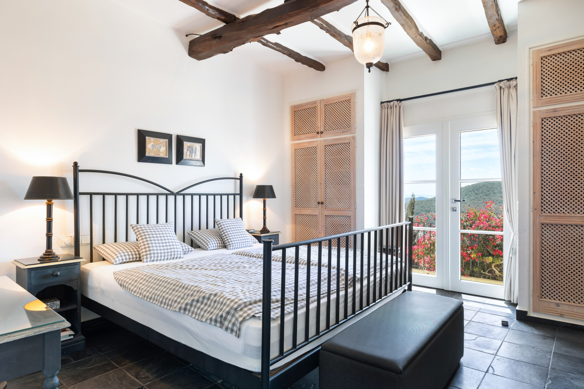 Einzigartige mediterrane Villa mit atemberaubendem Rundumblick - 25