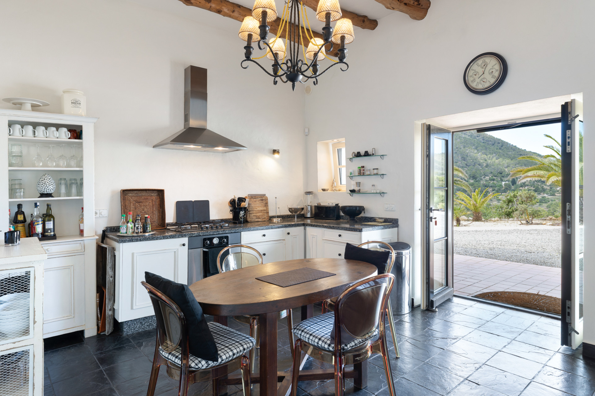 Einzigartige mediterrane Villa mit atemberaubendem Rundumblick - 22