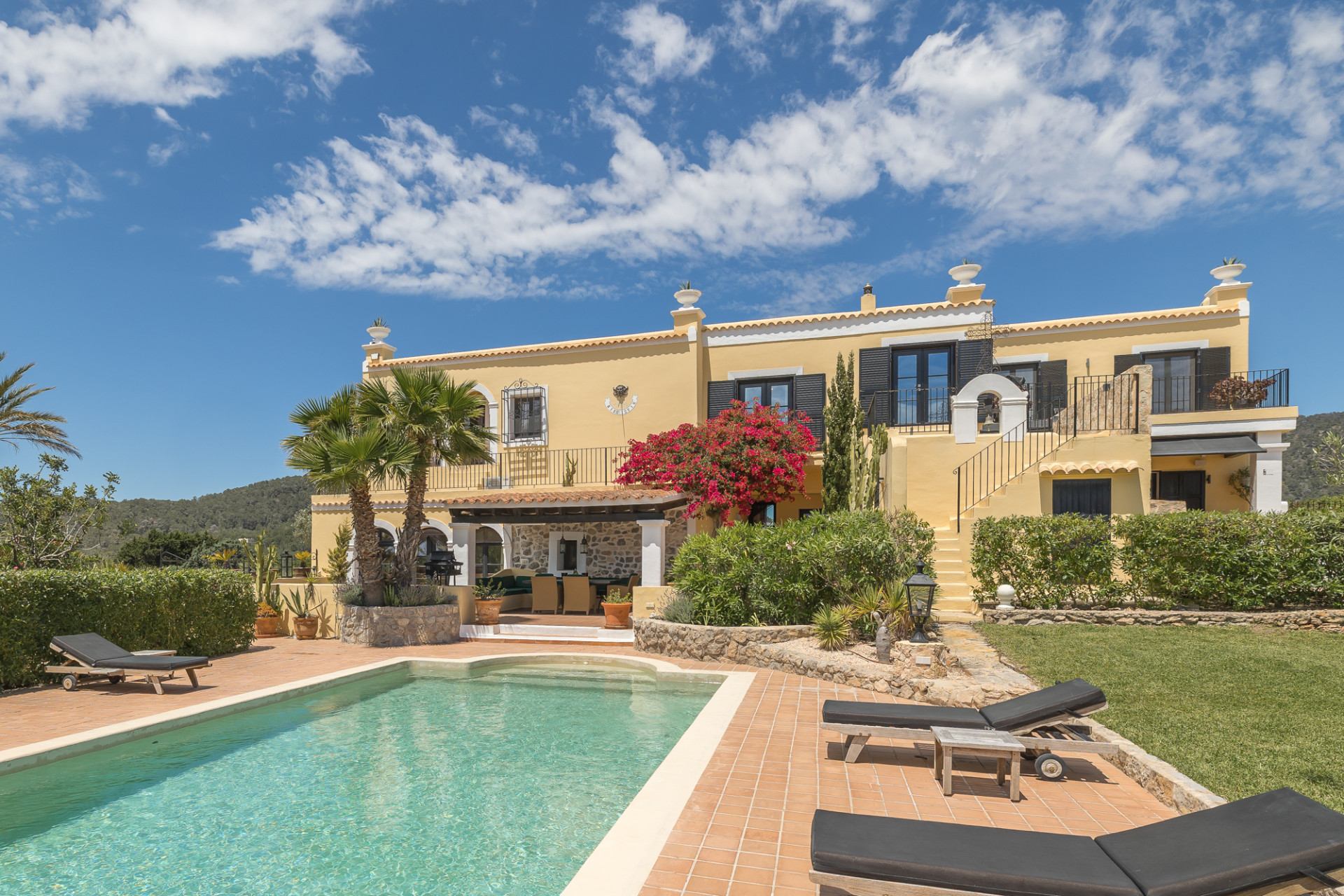 Einzigartige mediterrane Villa mit atemberaubendem Rundumblick - 14