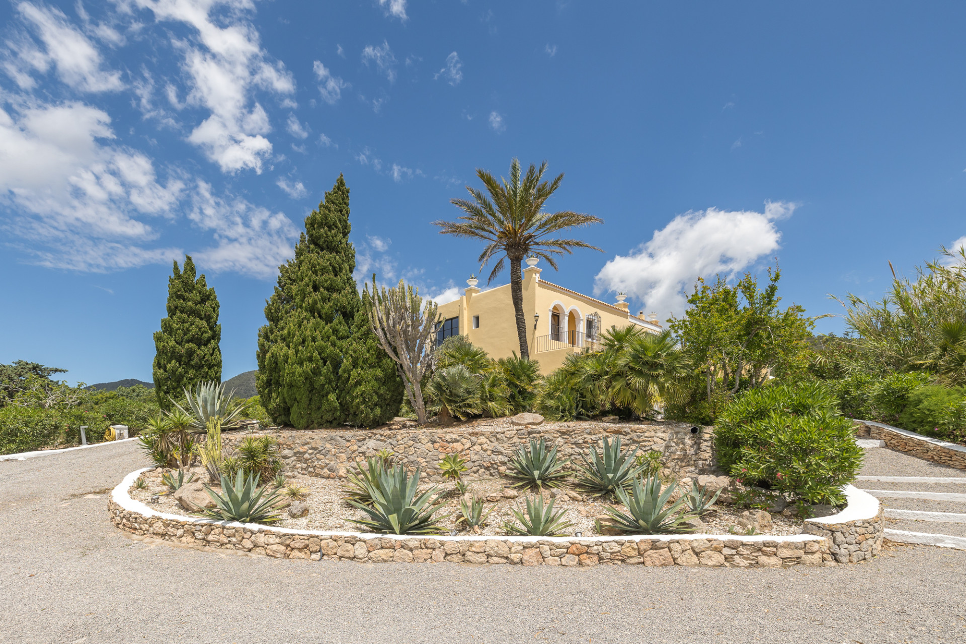 Einzigartige mediterrane Villa mit atemberaubendem Rundumblick - 28