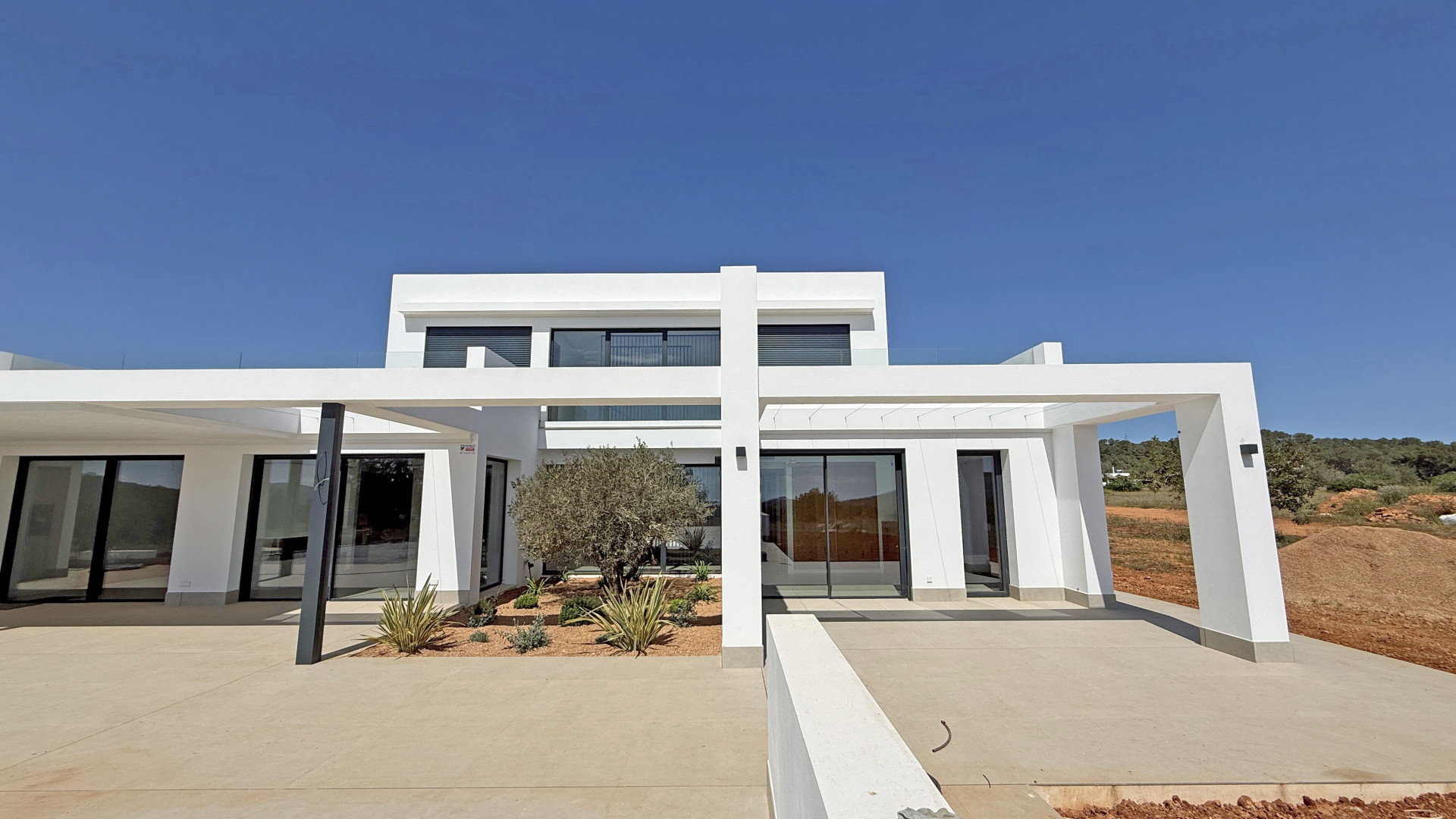 Moderna villa de nueva construcción en una ubicación privilegiada cerca de Santa Gertrudis - 2