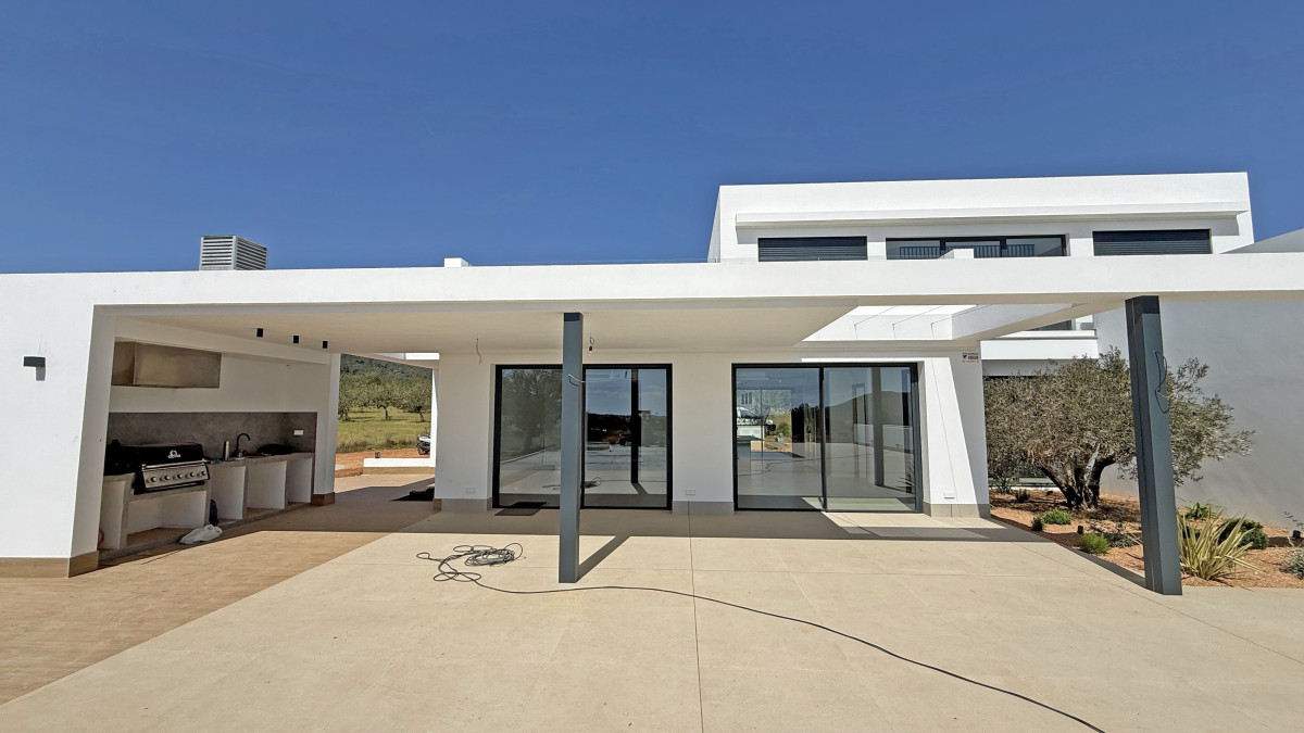 Moderna villa de nueva construcción en una ubicación privilegiada cerca de Santa Gertrudis - 3