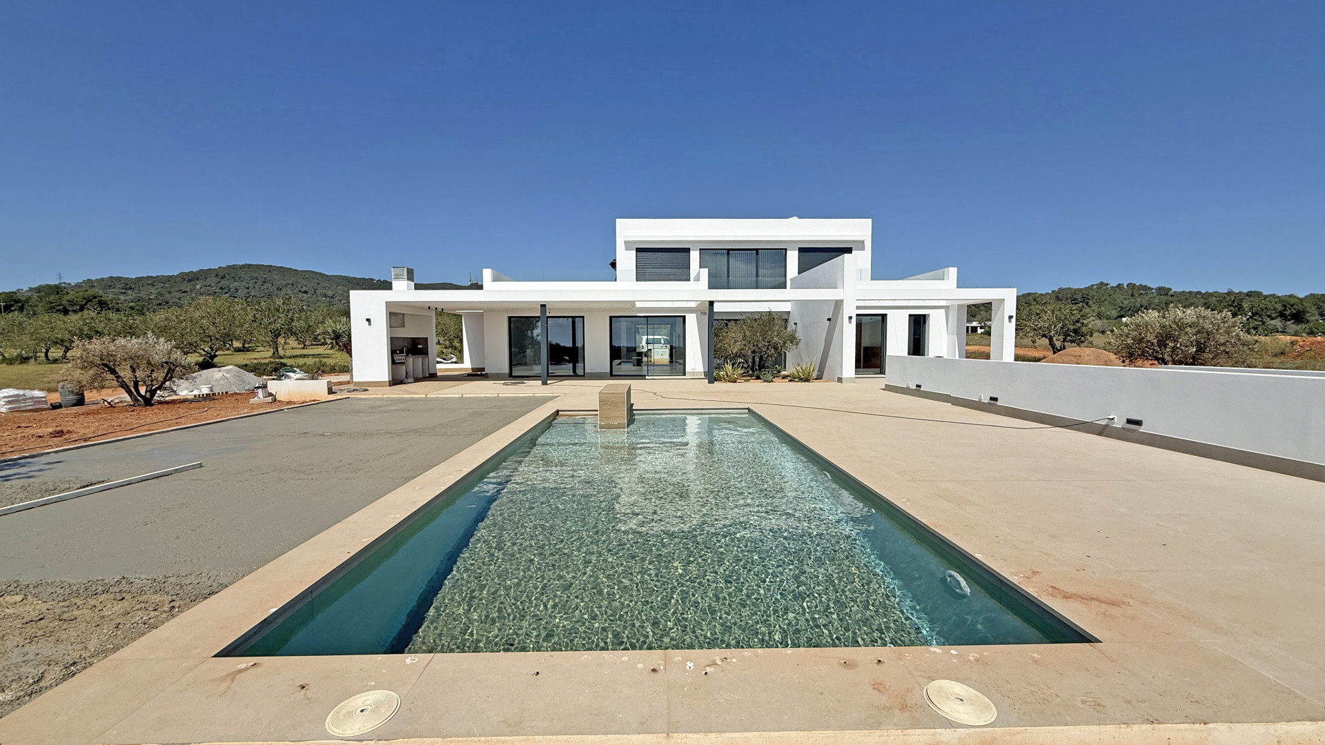 Moderna villa de nueva construcción en una ubicación privilegiada cerca de Santa Gertrudis - 1