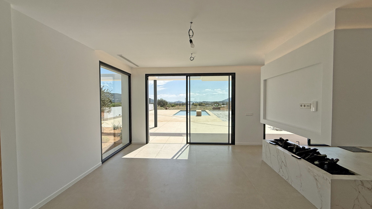 Moderna villa de nueva construcción en una ubicación privilegiada cerca de Santa Gertrudis - 4