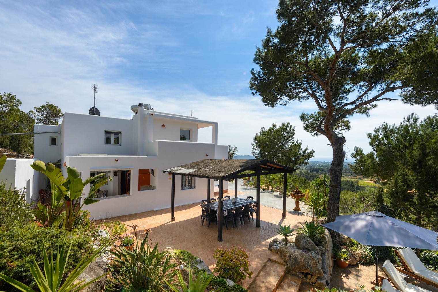 Villa con licencia de alquiler y vistas impresionantes cerca de la ciudad de Ibiza - 7
