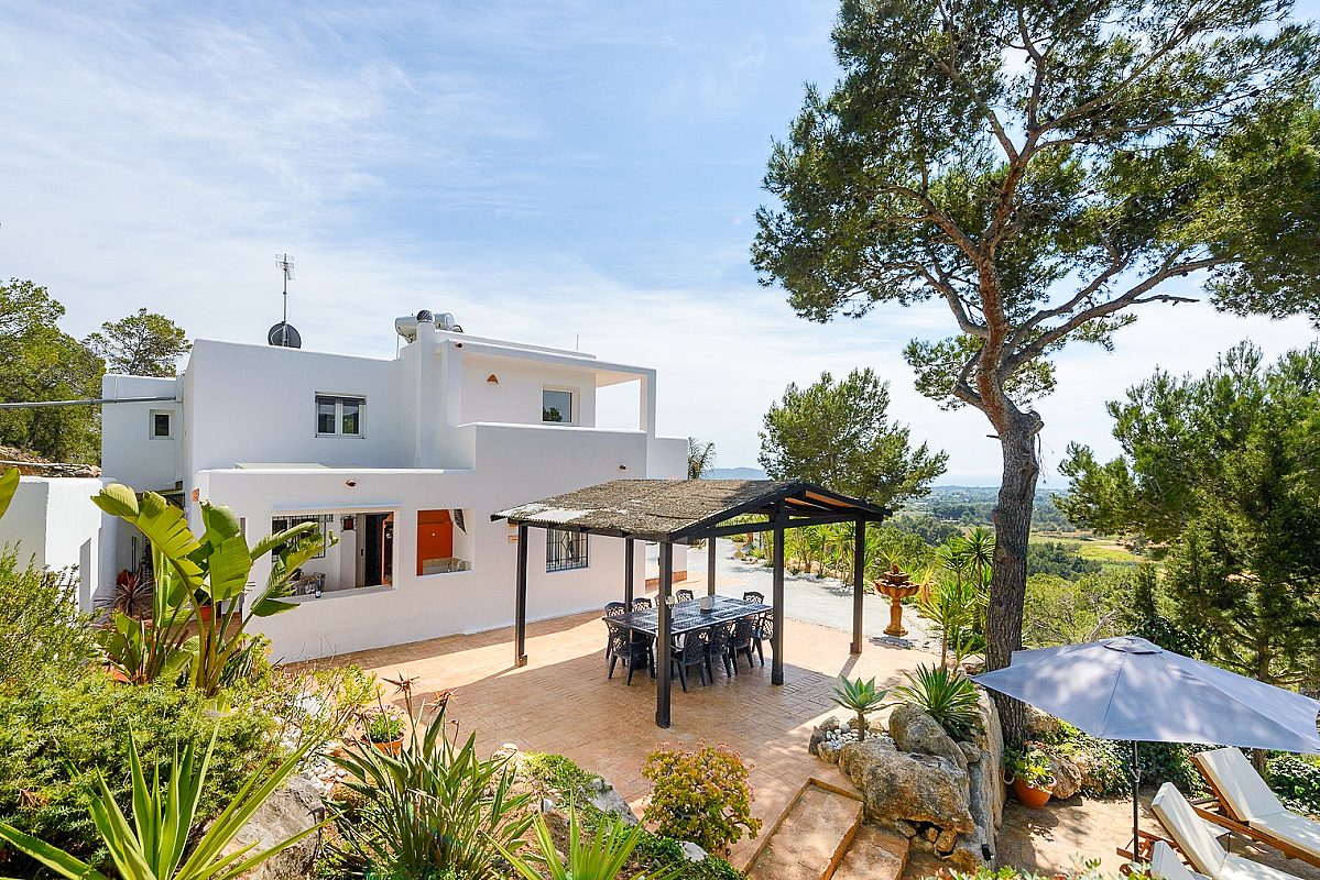 Villa mit Vermietungslizenz und traumhaftem Blick nahe Ibiza-Stadt - 17