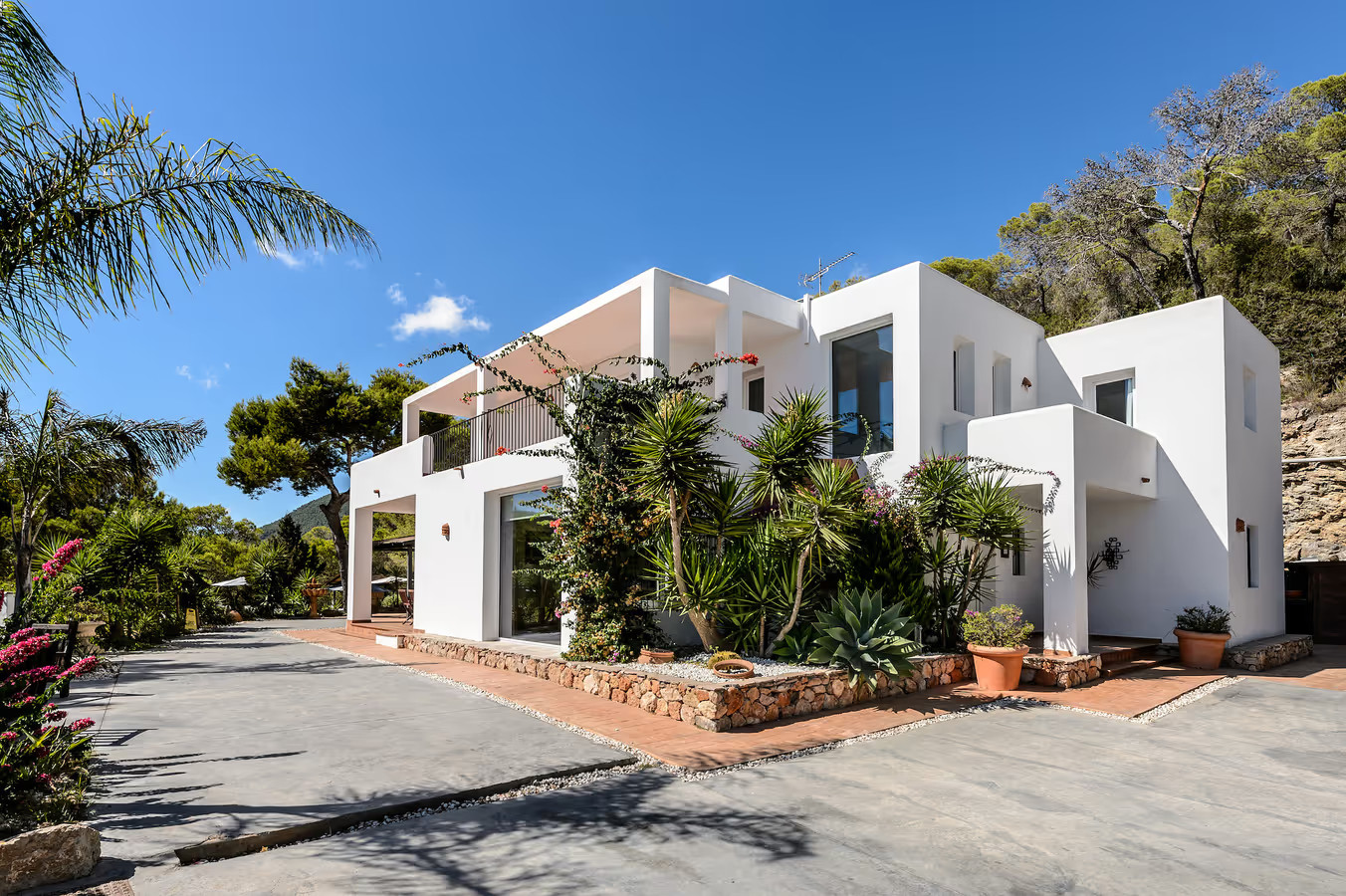 Villa con licencia de alquiler y vistas impresionantes cerca de la ciudad de Ibiza - 9