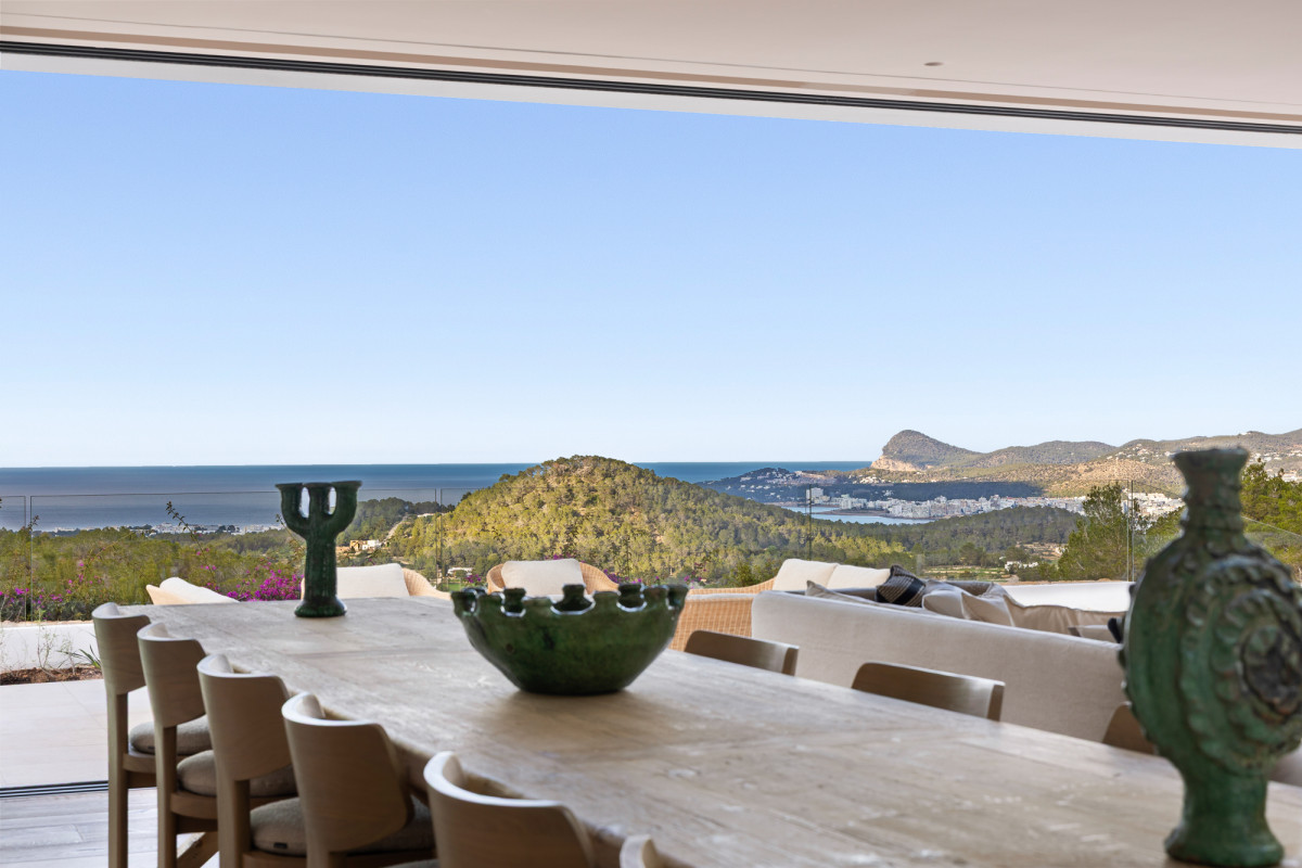 Elegante villa nueva con vistas panorámicas al mar - 4