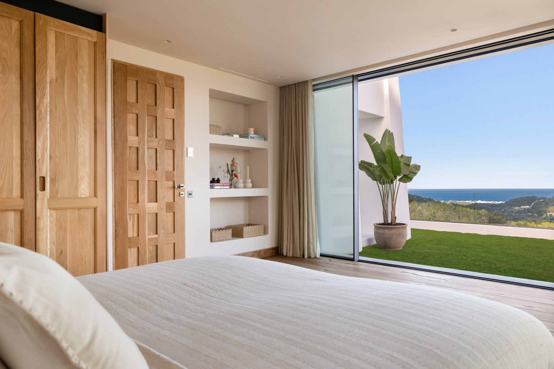 Elegante villa nueva con vistas panorámicas al mar - 18