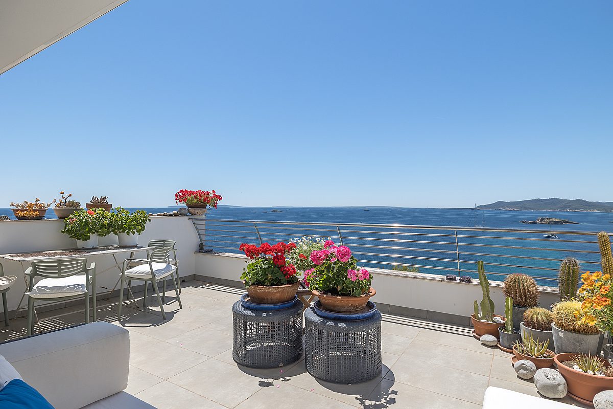 Propiedad con vistas al mar excepcionales en una ubicación codiciada - 4