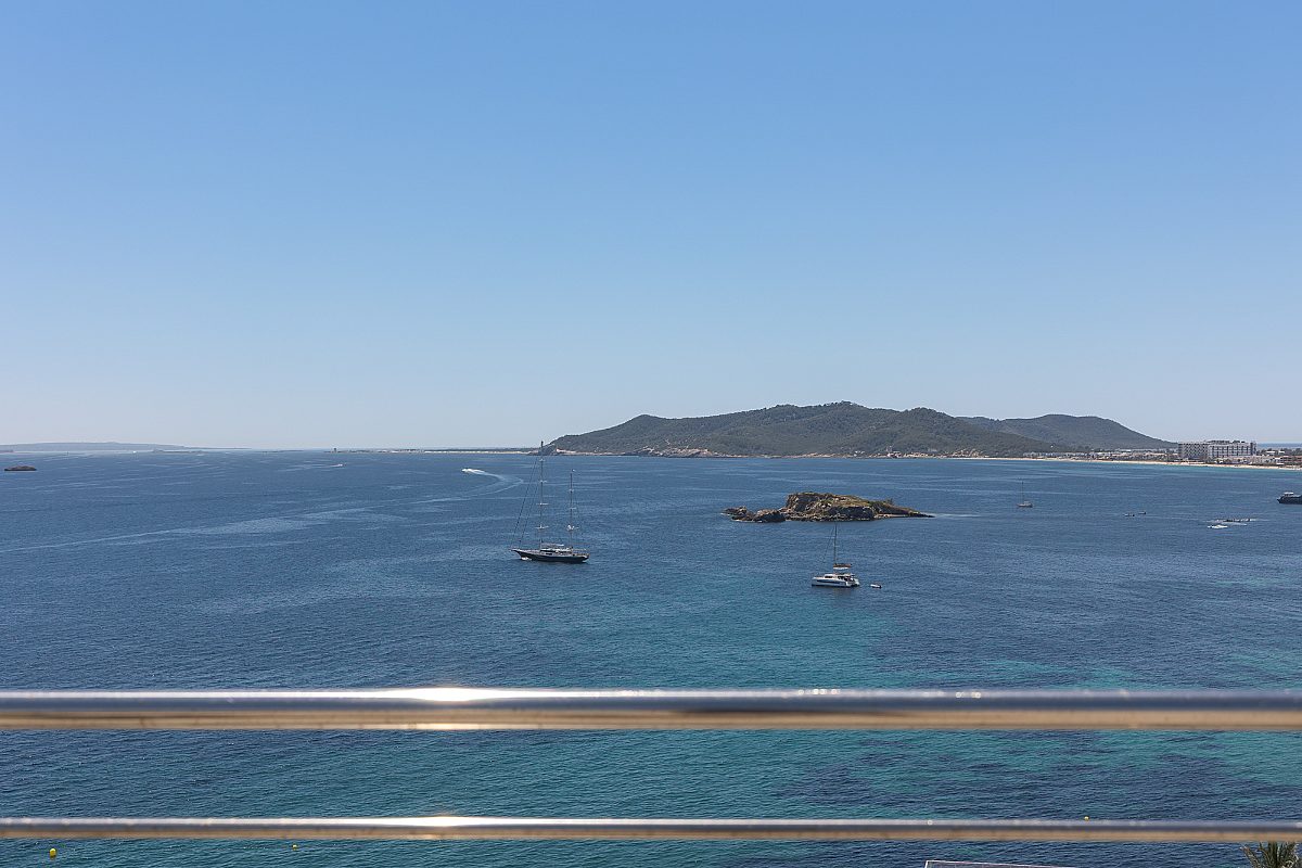 Propiedad con vistas al mar excepcionales en una ubicación codiciada - 16