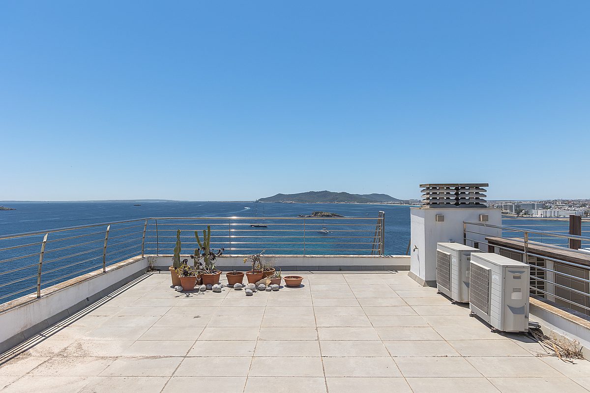 Propiedad con vistas al mar excepcionales en una ubicación codiciada - 17