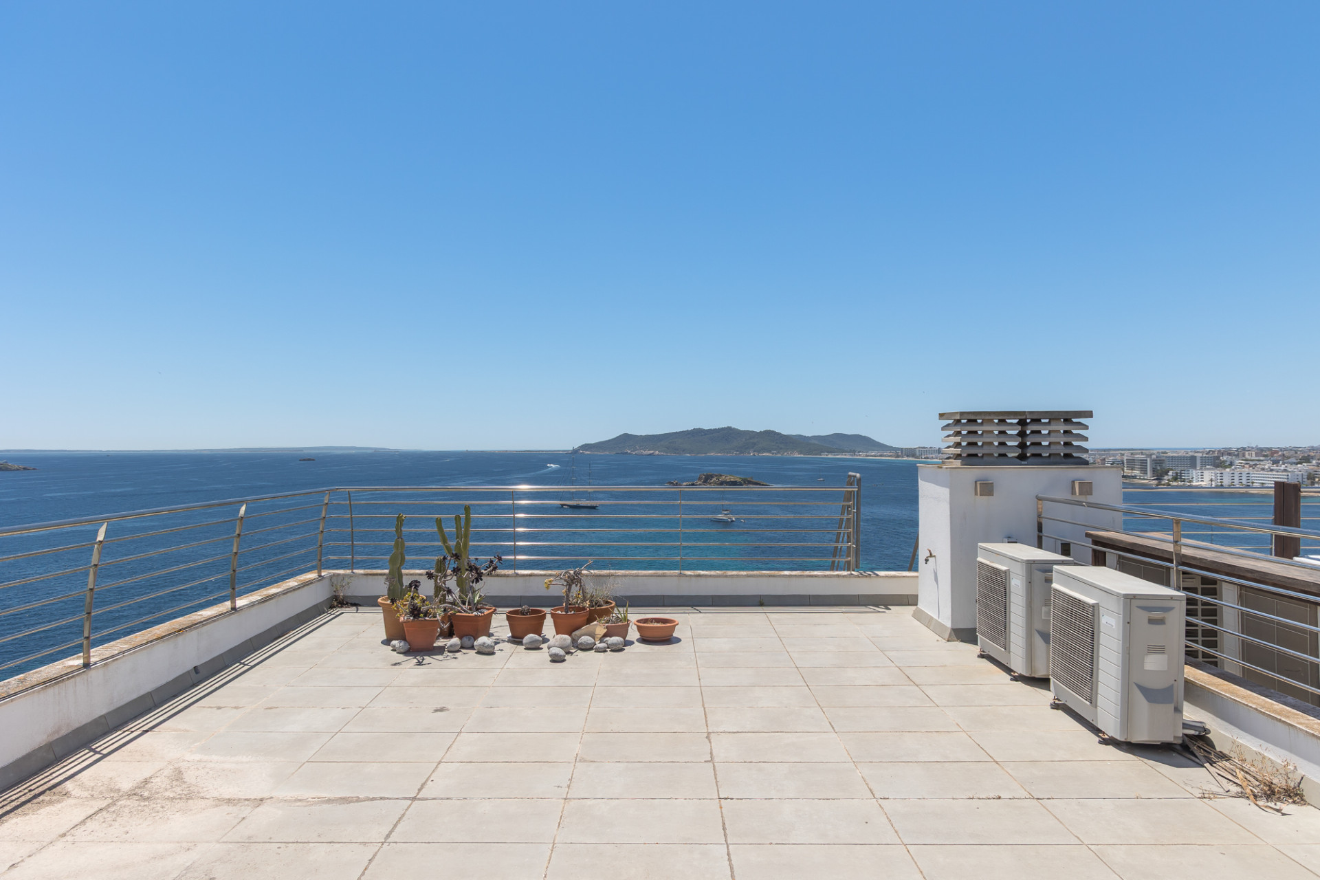 Propiedad con vistas al mar excepcionales en una ubicación codiciada - 17