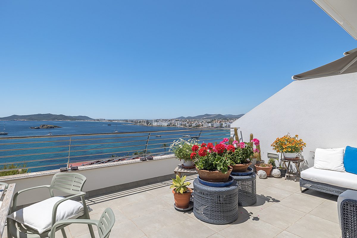 Propiedad con vistas al mar excepcionales en una ubicación codiciada - 18