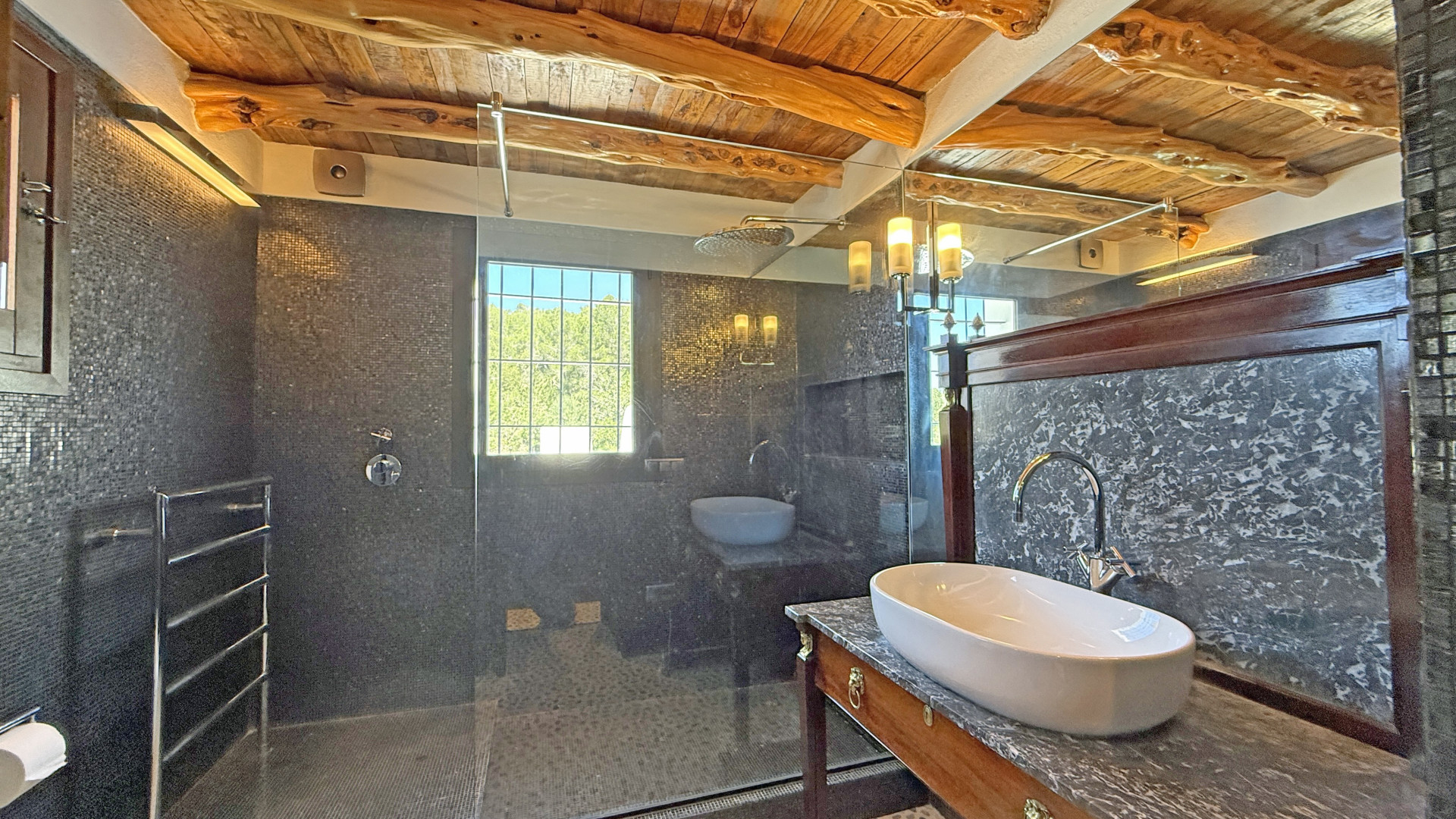 Unique and stylish finca in an idyllic location near Santa Gertrudis - 24
