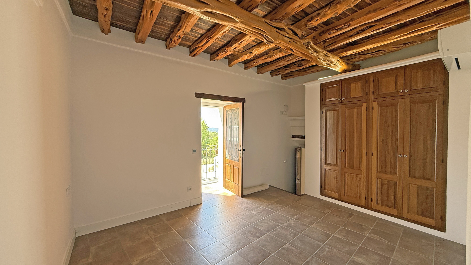 Unique and stylish finca in an idyllic location near Santa Gertrudis - 18