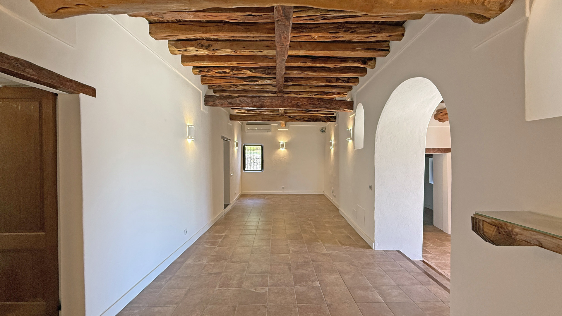 Unique and stylish finca in an idyllic location near Santa Gertrudis - 12