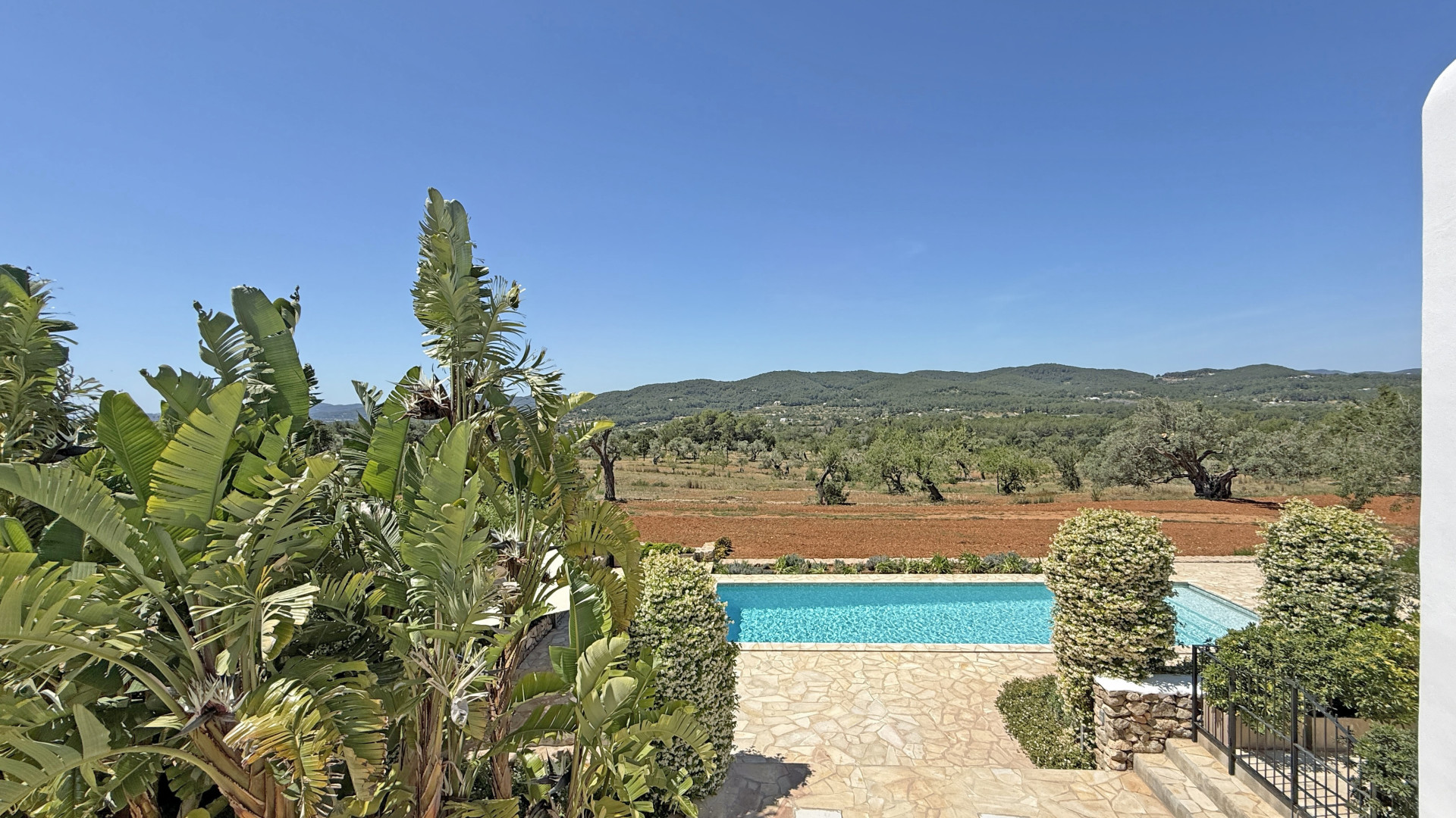 Unique and stylish finca in an idyllic location near Santa Gertrudis - 25