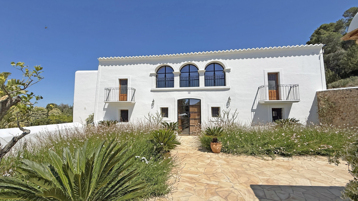 Unique and stylish finca in an idyllic location near Santa Gertrudis - 3