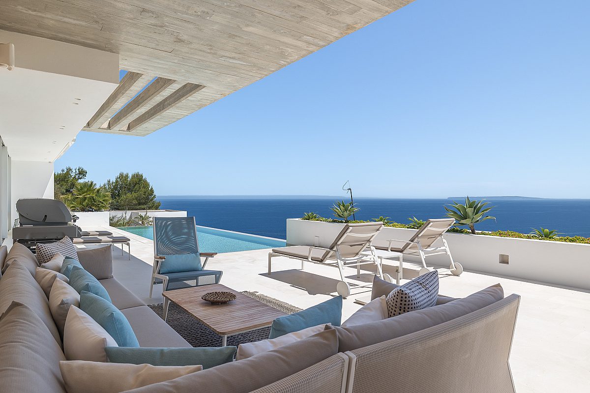 Moderne Villa mit Panoramablick auf das Meer in privilegierter Lage - 1