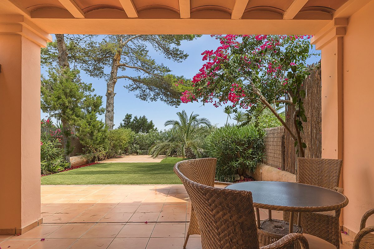 Encantadora casa adosada junto al mar con vistas al mediterráneo - 4