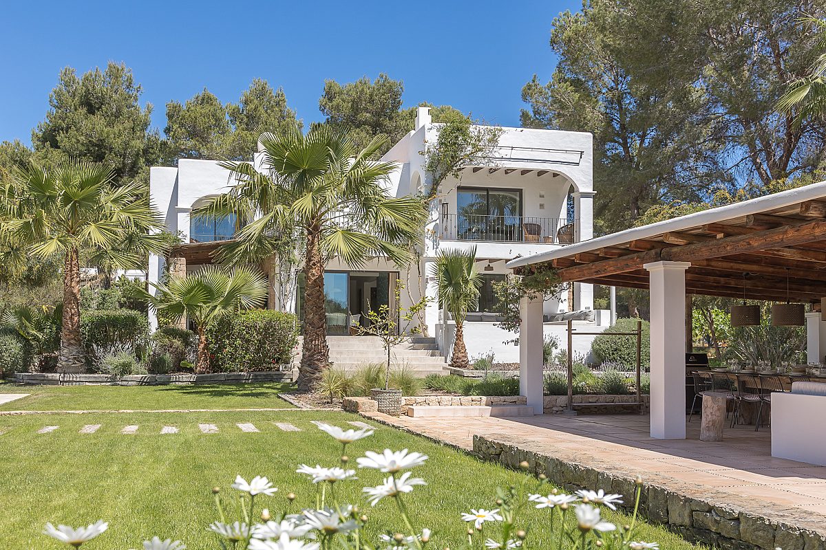 Elegante villa renovada con licencia turística y jardín de ensueño - 19
