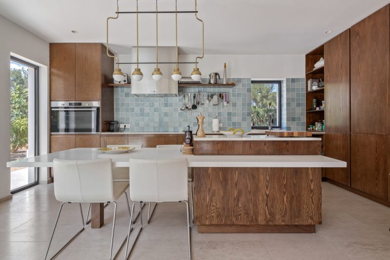 Elegante villa renovada con licencia turística y jardín de ensueño - 4