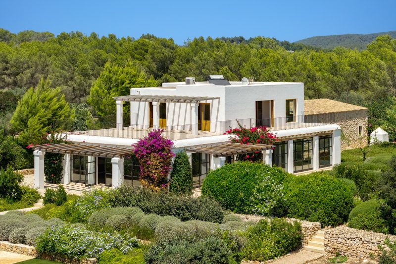 Originalgetreu restaurierte Finca mit mediterranem Garten - 2