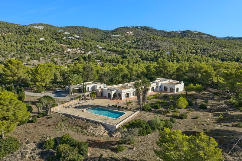 Großzügige Finca mit Meerblick nahe Ibiza-Stadt - 2