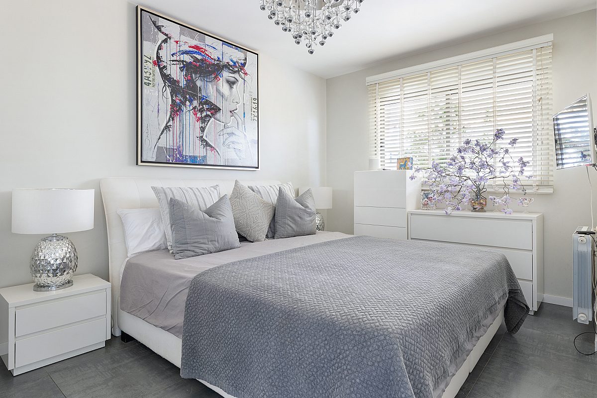 Elegante renovierte Wohnung mit großzügiger Terrasse, nur 100 Meter vom Meer entfernt - 20