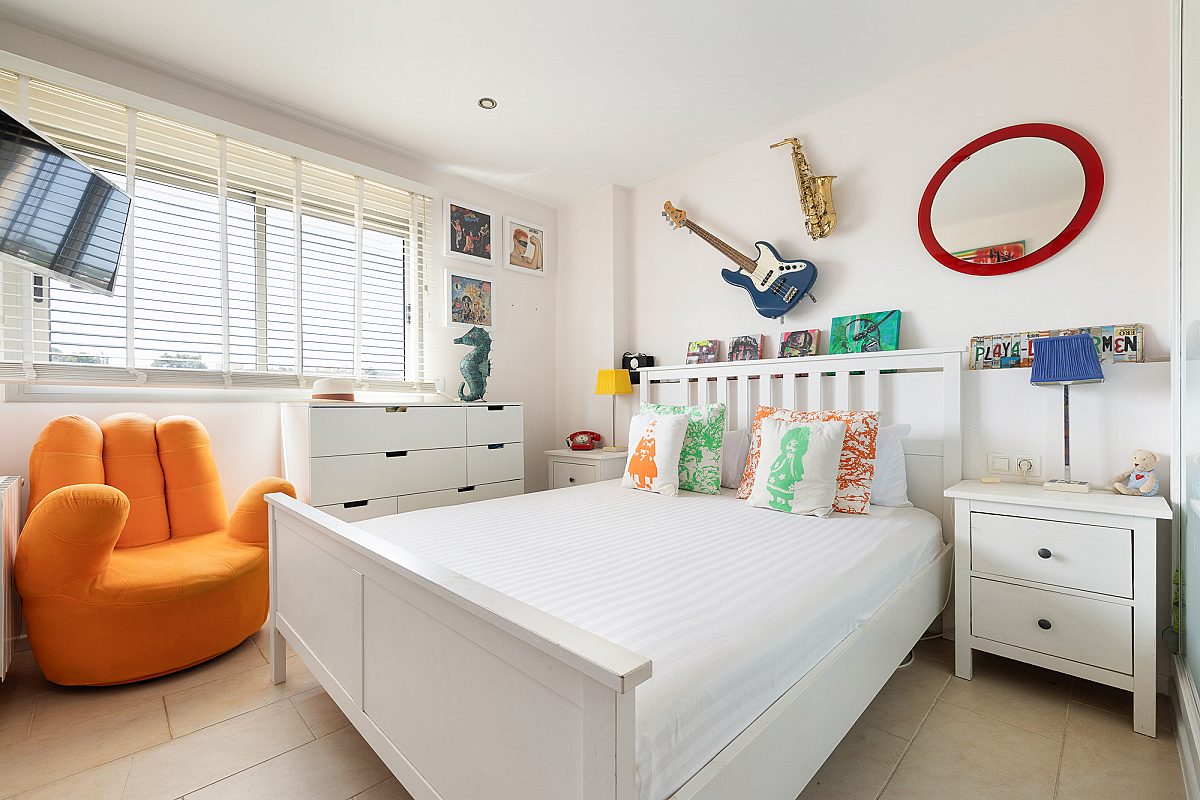Elegante renovierte Wohnung mit großzügiger Terrasse, nur 100 Meter vom Meer entfernt - 24