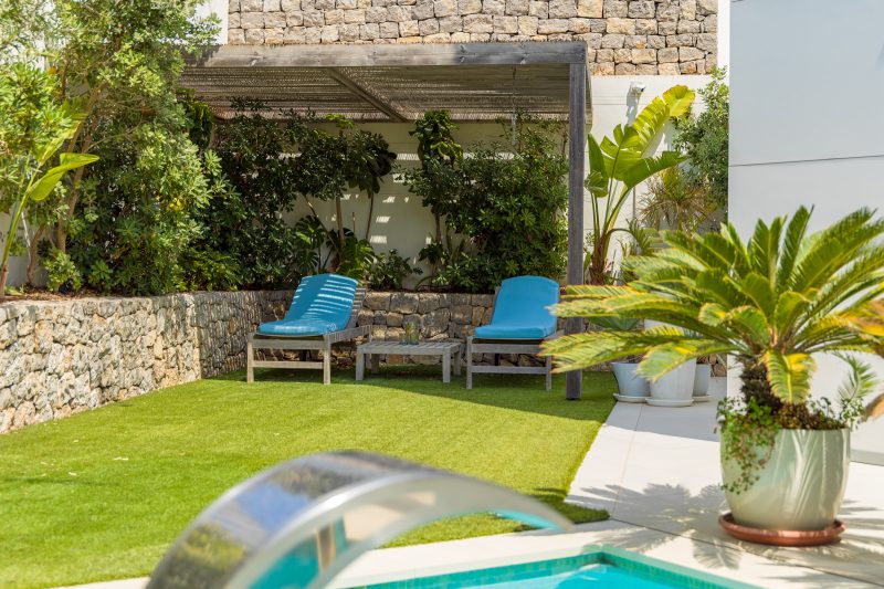 Exclusive residence with garden and private pool - 4
